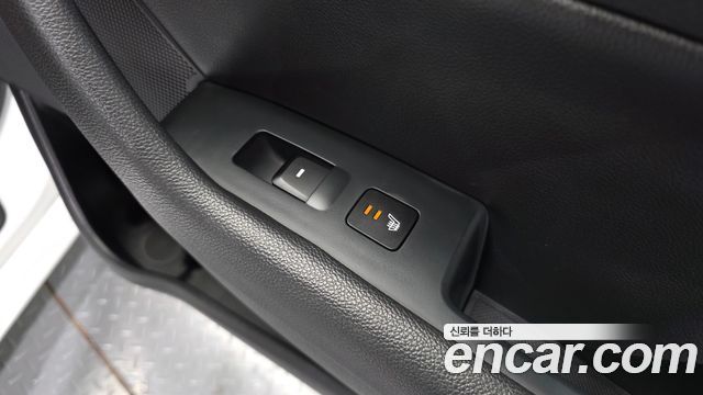 Hyundai Sonata 2016 — photo 25