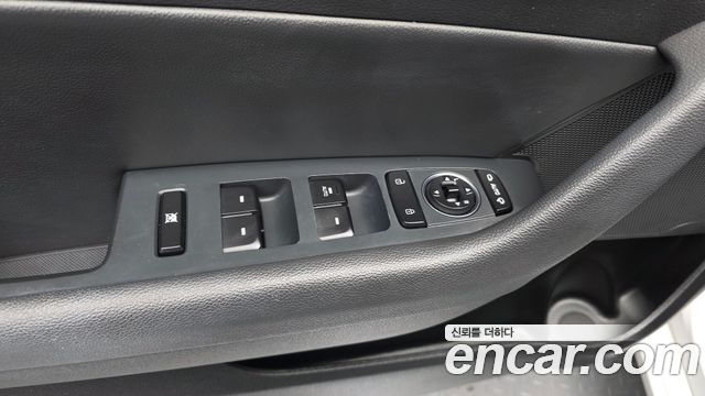Hyundai Sonata 2016 — photo 30
