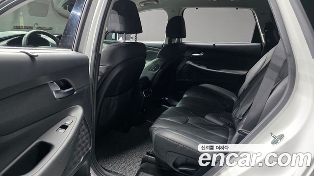 Hyundai Santafe 2021 — photo 18
