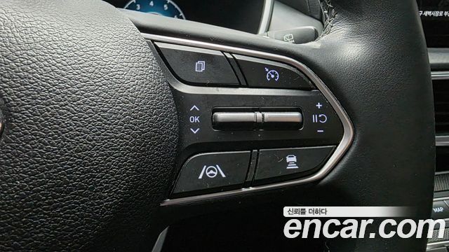 Hyundai Santafe 2021 — photo 23