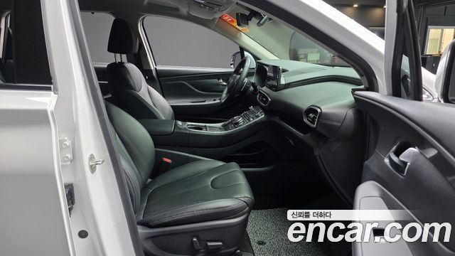 Hyundai Santafe 2021 — photo 16