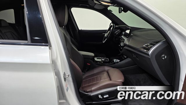 BMW iX3 2023 — photo 11