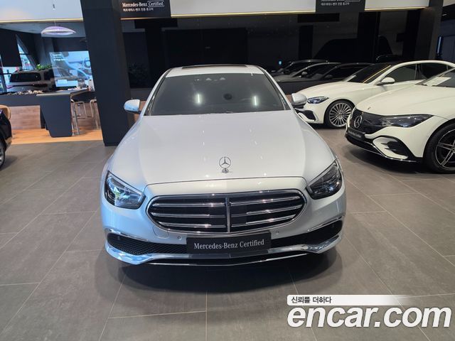 Mercedes-Benz E-Class 2021 — photo 3