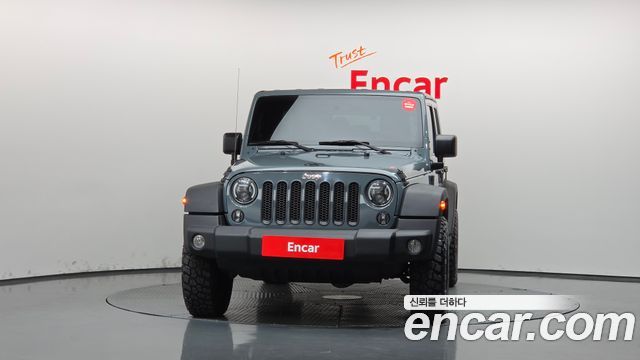 Jeep Wrangler 2014 — photo 3