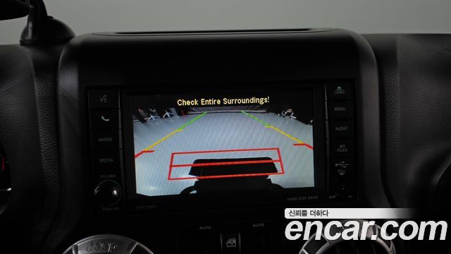 Jeep Wrangler 2014 — photo 17