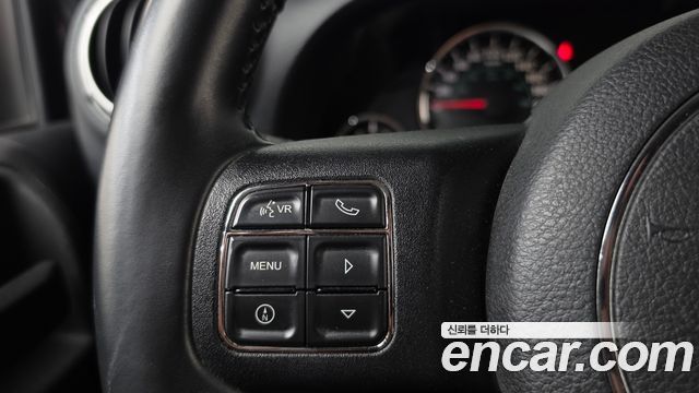 Jeep Wrangler 2014 — photo 19