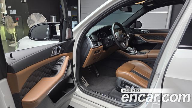 BMW X5M 2021 — photo 13