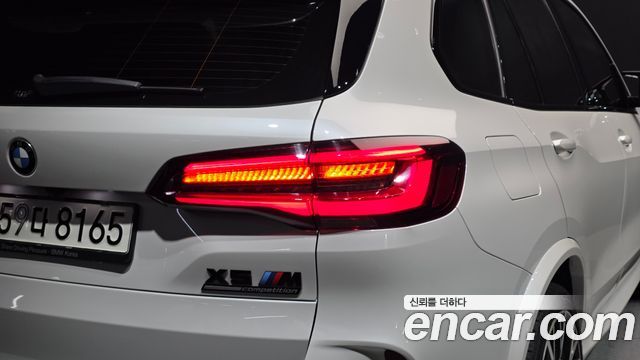 BMW X5M 2021 — photo 9