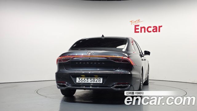 Hyundai Grandeur 2023 — photo 4