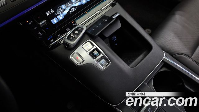 Hyundai Grandeur 2023 — photo 9