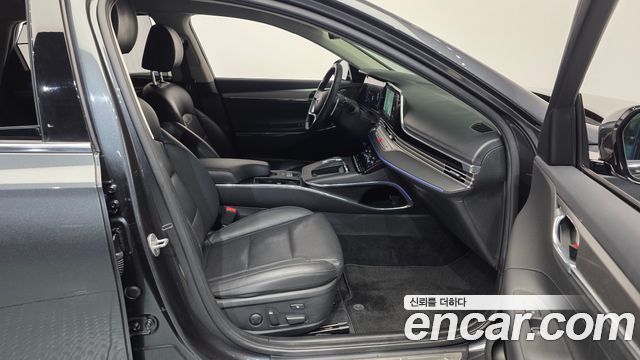 Hyundai Grandeur 2023 — photo 11