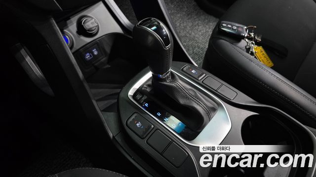 Hyundai Santafe 2016 — photo 12