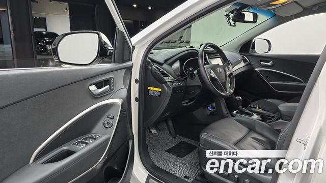 Hyundai Santafe 2016 — photo 13
