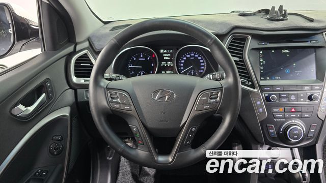 Hyundai Santafe 2016 — photo 19