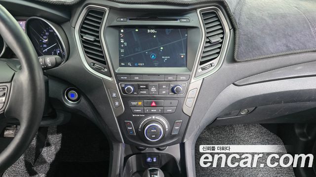Hyundai Santafe 2016 — photo 22