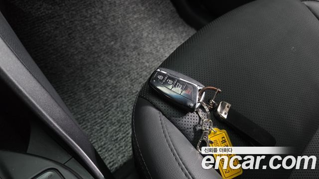 Hyundai Santafe 2016 — photo 23