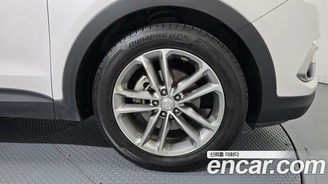Hyundai Santafe 2016 — photo 7