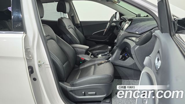 Hyundai Santafe 2016 — photo 16