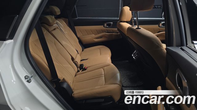 Kia Sorento 2023 — photo 11