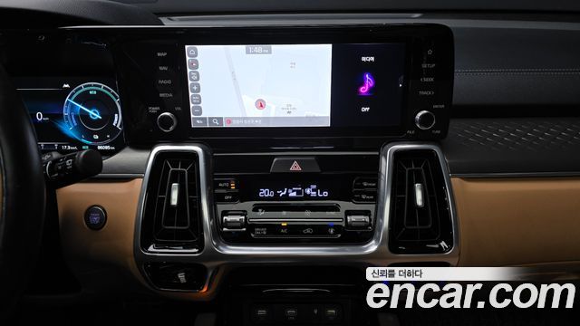 Kia Sorento 2023 — photo 14