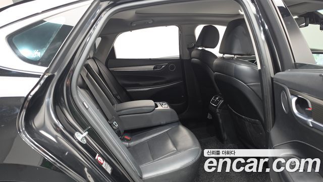 Hyundai Grandeur 2018 — photo 17