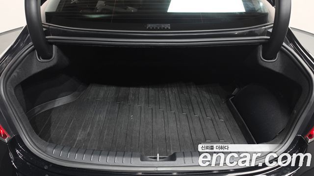 Hyundai Grandeur 2018 — photo 24