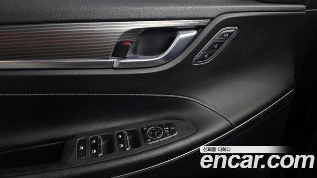 Hyundai Grandeur 2018 — photo 25