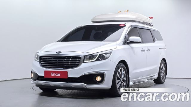Kia Canival 2018 — photo 1