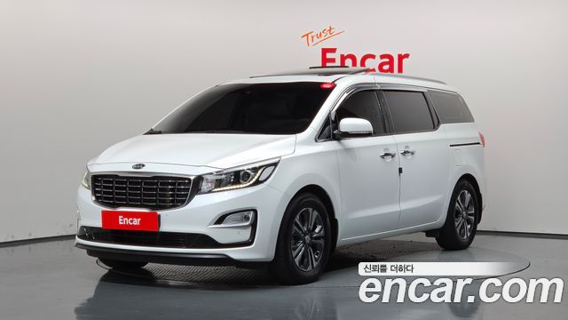 Kia Canival 2020 — photo 1