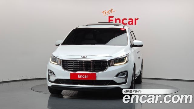 Kia Canival 2020 — photo 3