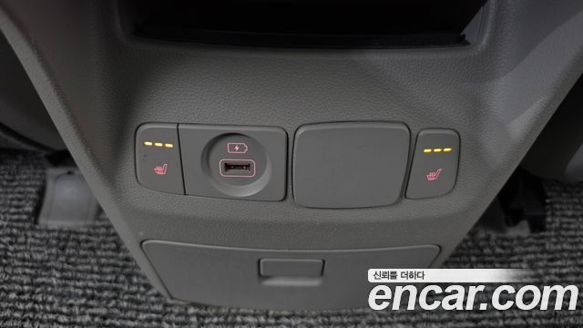 Kia Canival 2020 — photo 25