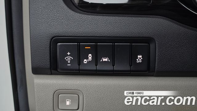 Kia Canival 2020 — photo 27