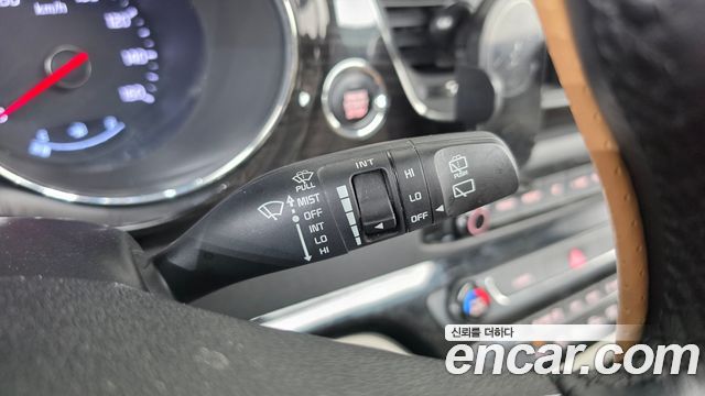 Kia Canival 2020 — photo 29
