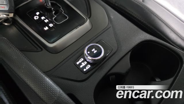 KG Mobility Rexton 2019 — photo 25