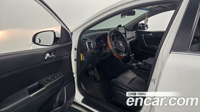 Kia Sportage 2018 — photo 13