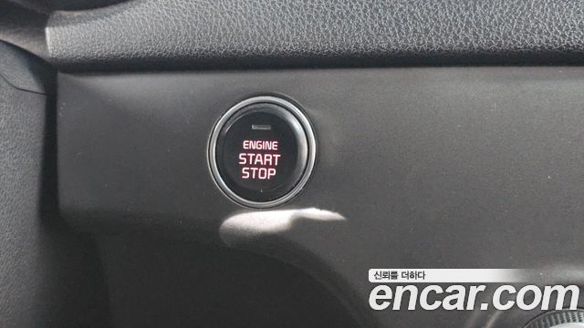 Kia Sportage 2018 — photo 25