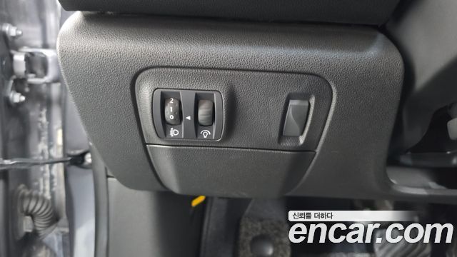 Renault Korea SM6 2019 — photo 24