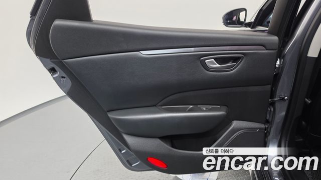 Renault Korea SM6 2019 — photo 15