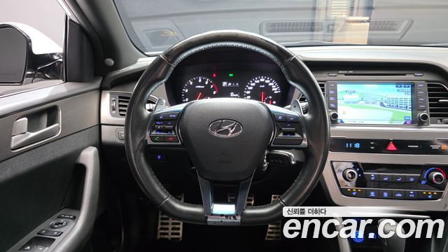 Hyundai Sonata 2016 — photo 18