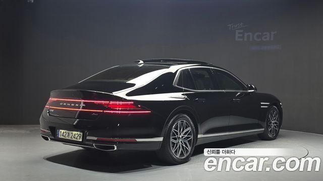 Genesis G90 2023 — photo 2