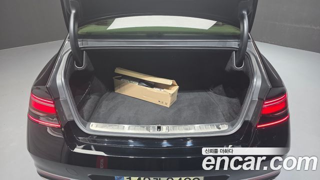 Genesis G90 2023 — photo 24