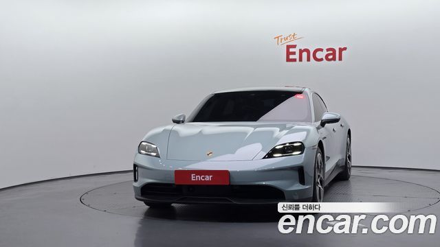 Porsche Taycan 2025 — photo 3