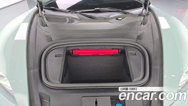 Porsche Taycan 2025 — photo 6