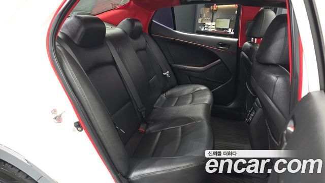 Kia K5 2014 — photo 18
