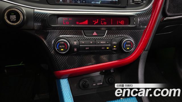Kia K5 2014 — photo 23