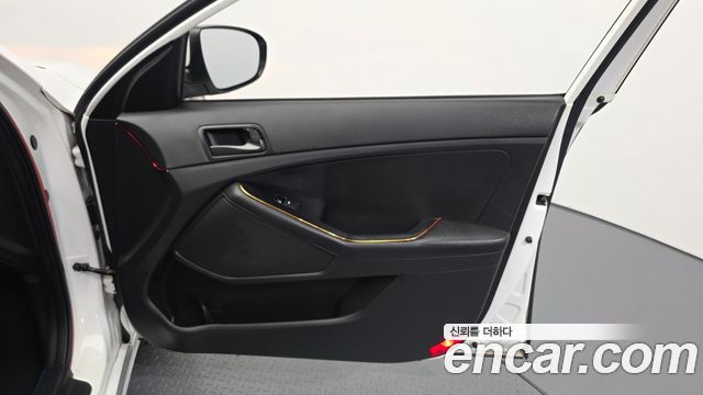 Kia K5 2014 — photo 14