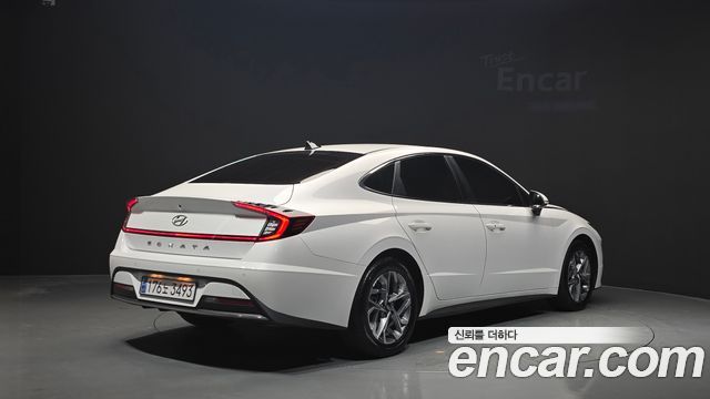 Hyundai Sonata 2023 — photo 2