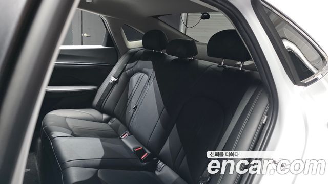 Hyundai Sonata 2023 — photo 19