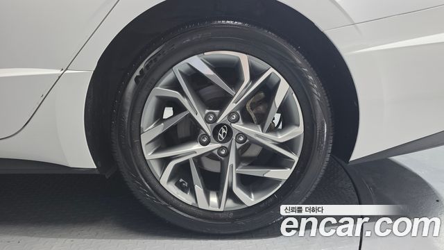 Hyundai Sonata 2023 — photo 7