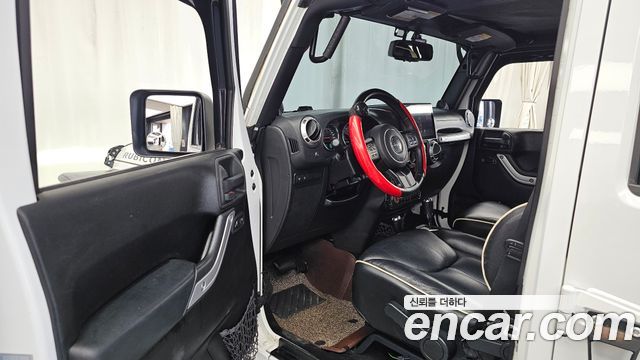 Jeep Wrangler 2013 — photo 10
